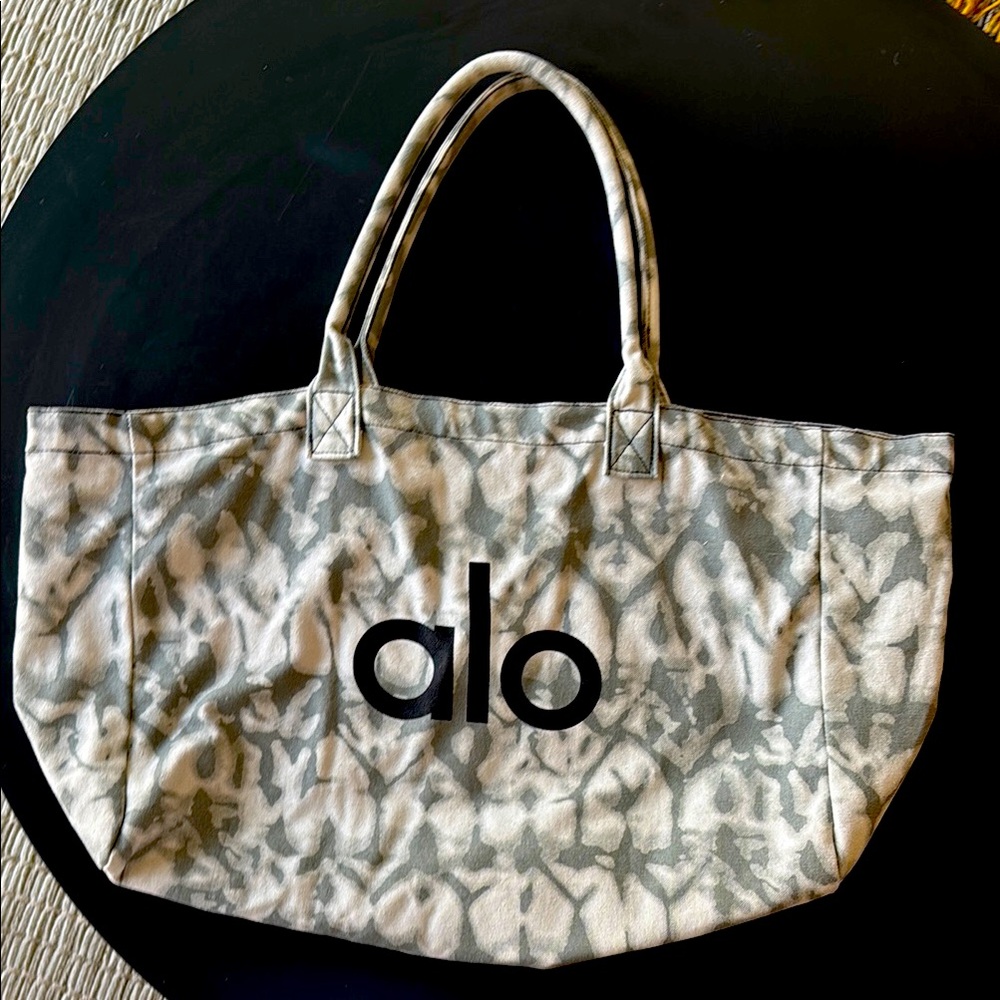 ALO Yoga Camouflage Tote Bag